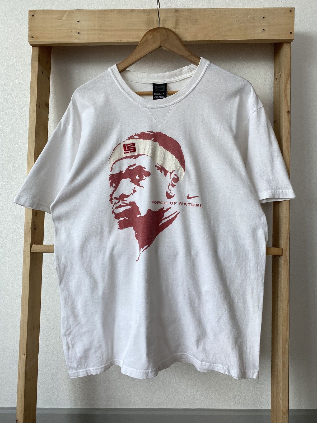 Nike Vintage 00’s Nike x LeBron James “Force of Nature” Tee Size US M / EU 48-50 / 2 - 1 Thumbnail
