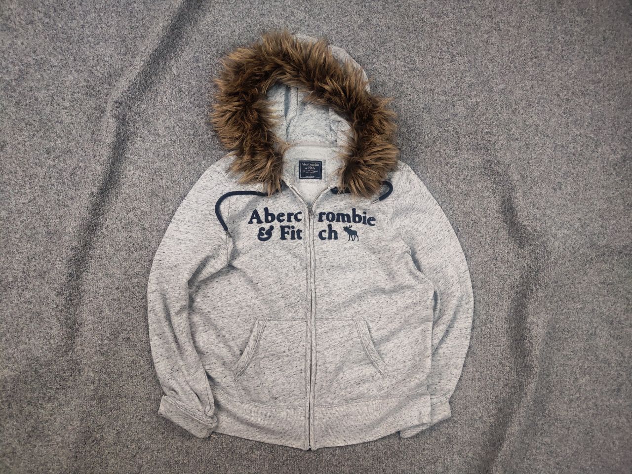 Abercrombie & Fitch Vintage Abercrombie Zip Fur Hoodie Y2K if six was nine LGB Size US L / EU 52-54 / 3 - 1 Thumbnail