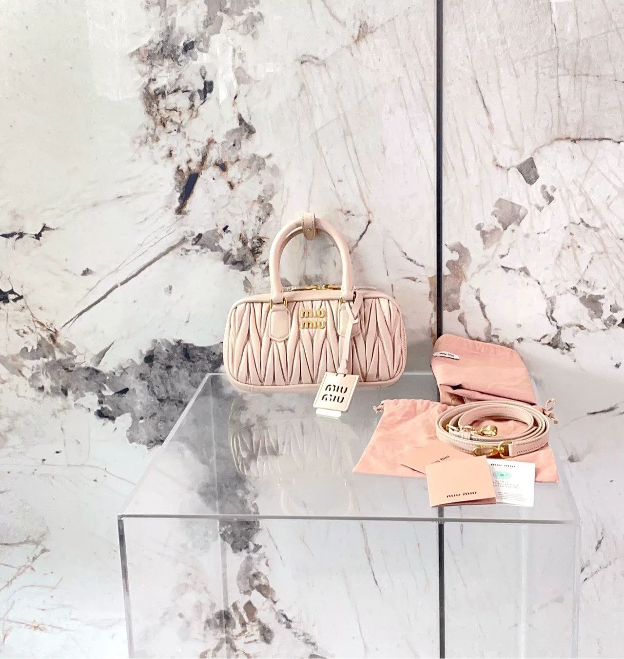 Miu Miu Pre-loved Bag Very good condition Size ONE SIZE - 1 Thumbnail