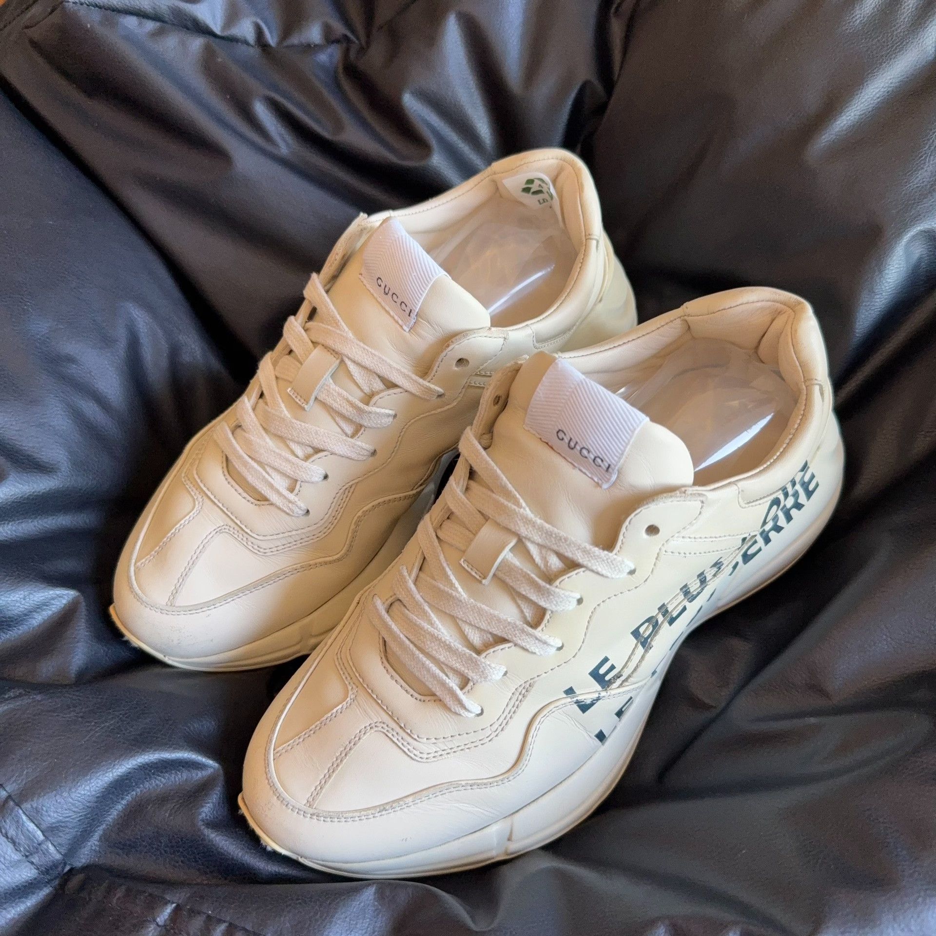 Gucci Gucci Lowtop Sneakers 38.5 Women Size US 7.5 / IT 37.5 - 1 Thumbnail