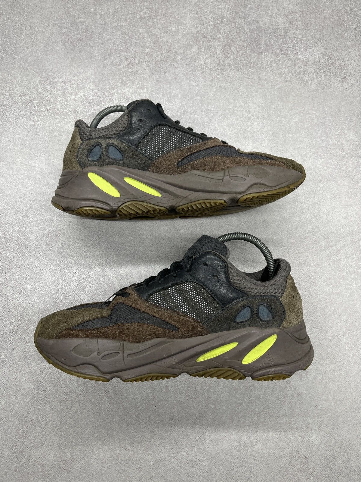 Yeezy Mens Adidas Yeezy Boost 700 Mauve EE9614 Size US 8.5 / EU 41-42 - 4 Thumbnail
