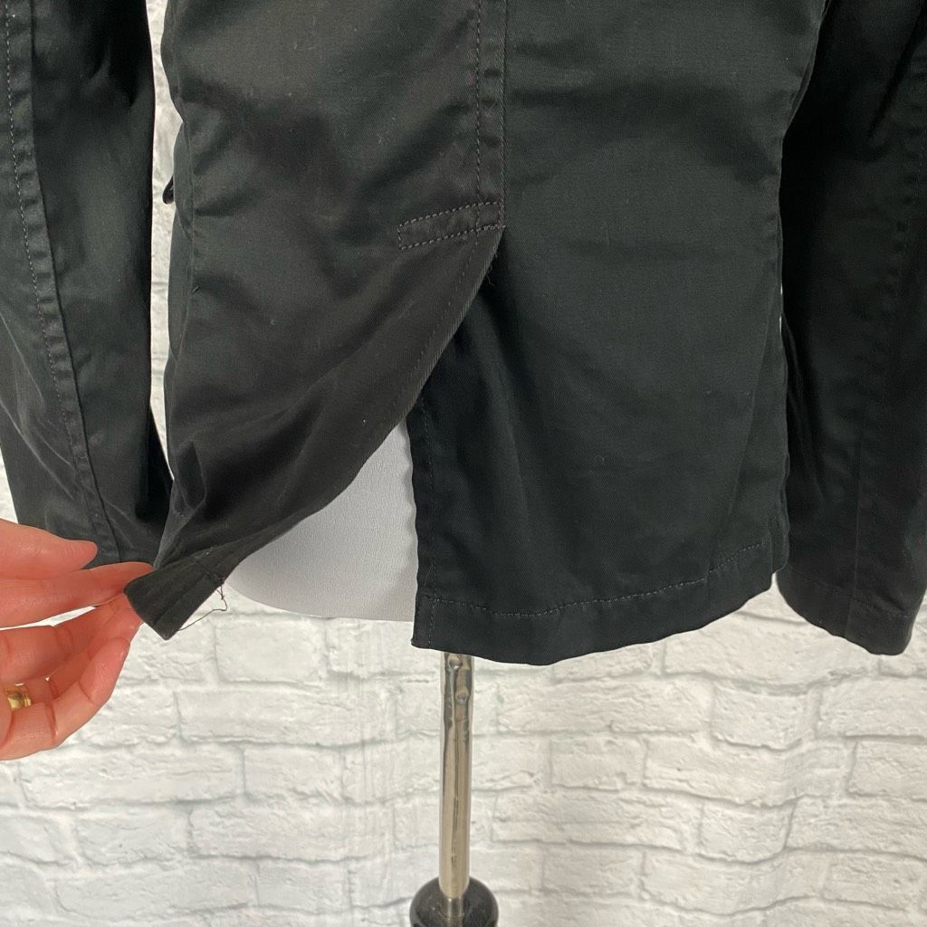 Gap Gap women 6 button front black collared blazer w/pockets Size M / US 6-8 / IT 42-44 - 4 Thumbnail