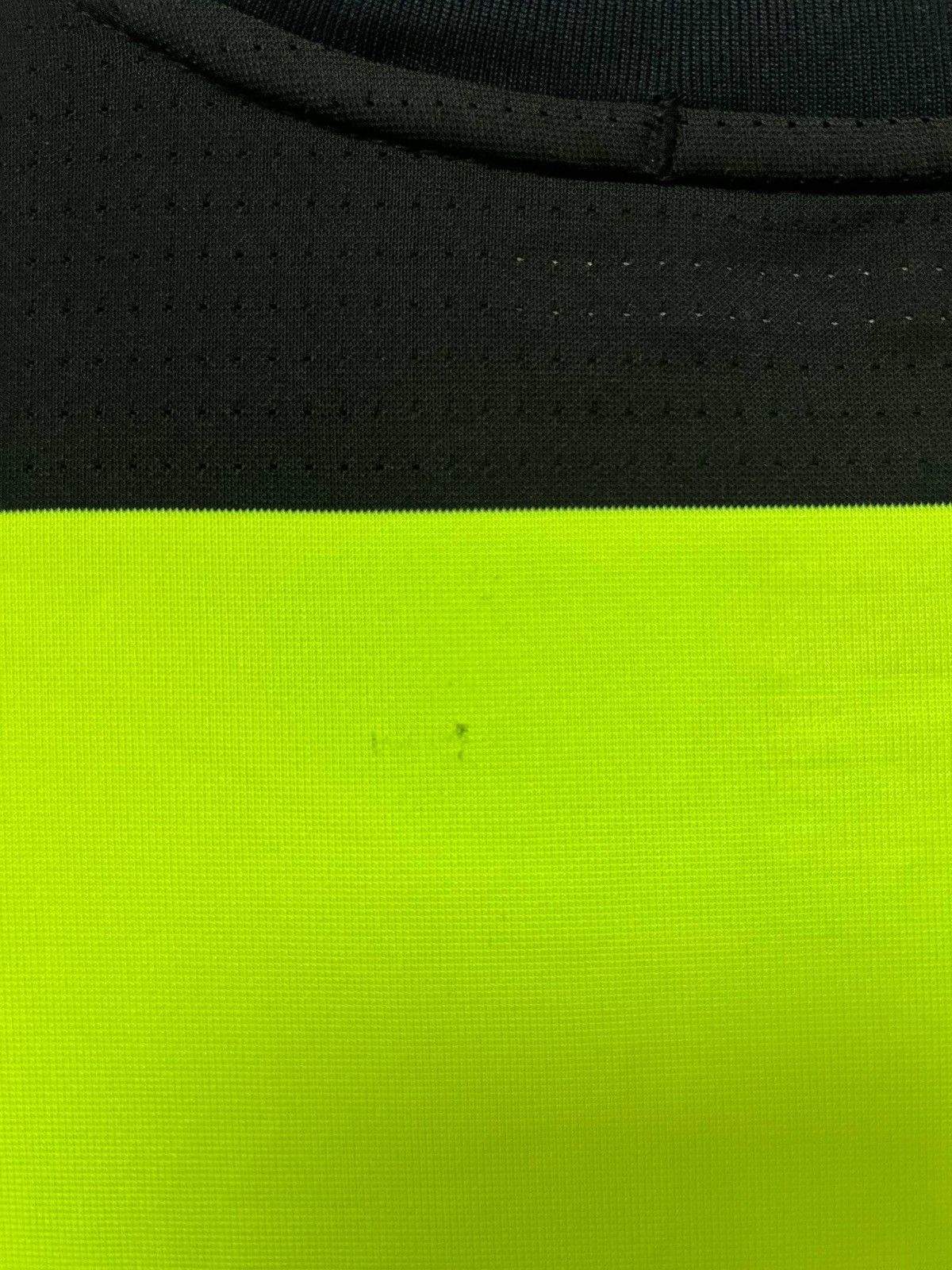 Nike Vintage Celtic 2009-2010Football Shirt Scotland Nike sz M Size US M / EU 48-50 / 2 - 16 Thumbnail