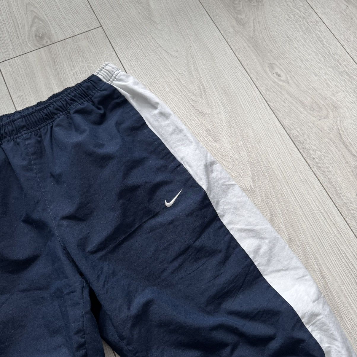 Nike Vintage nike track pants y2k gorpcore sweatpants parachute Size US 32 / EU 48 - 3 Thumbnail