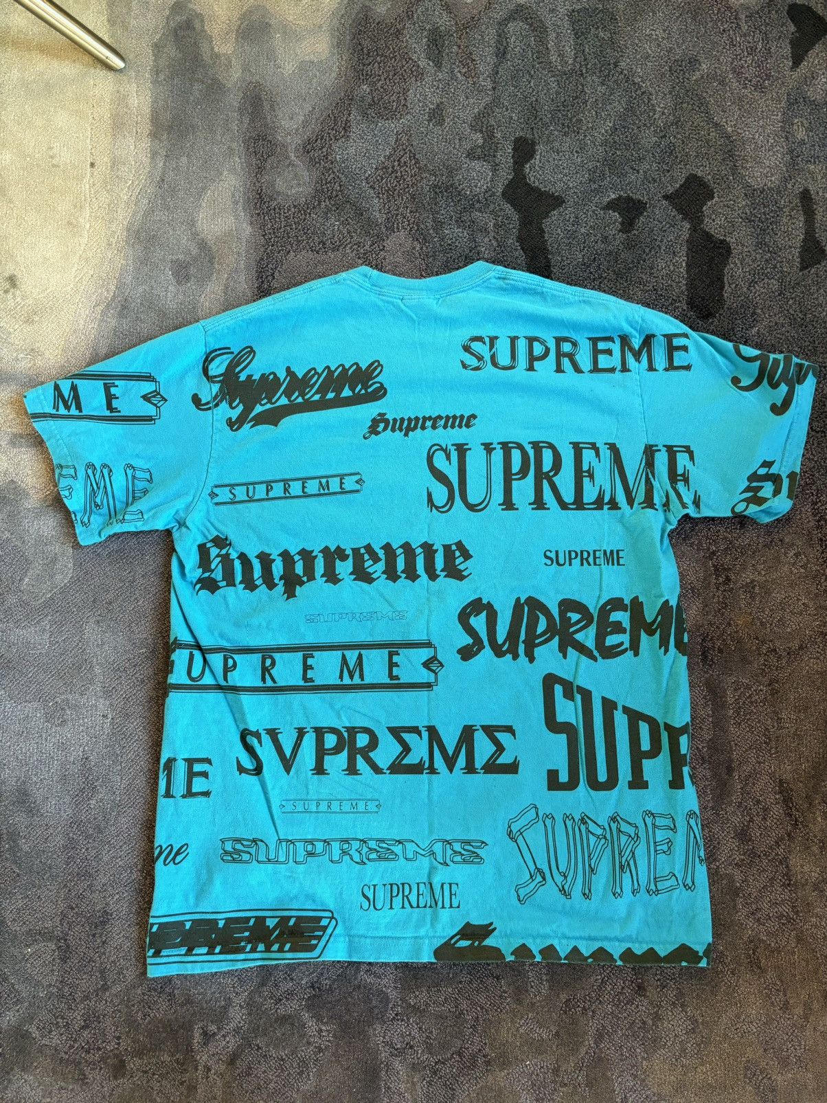 Supreme Supreme Multi Logo Tee Size US M / EU 48-50 / 2 - 2 Thumbnail