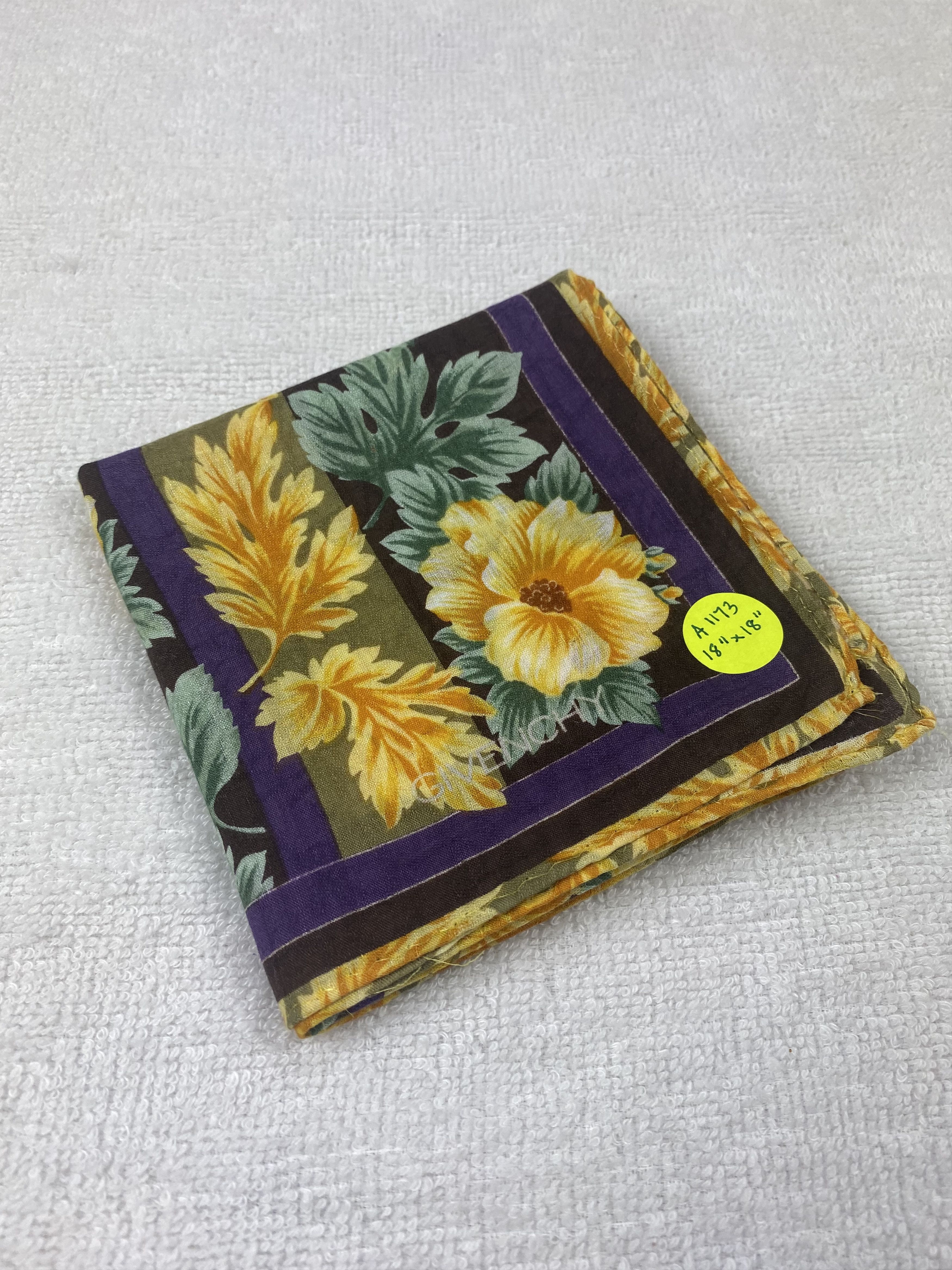 Vintage Givenchy Handkerchief / Bandana / Neckerchief A1173 Size ONE SIZE - 6 Thumbnail