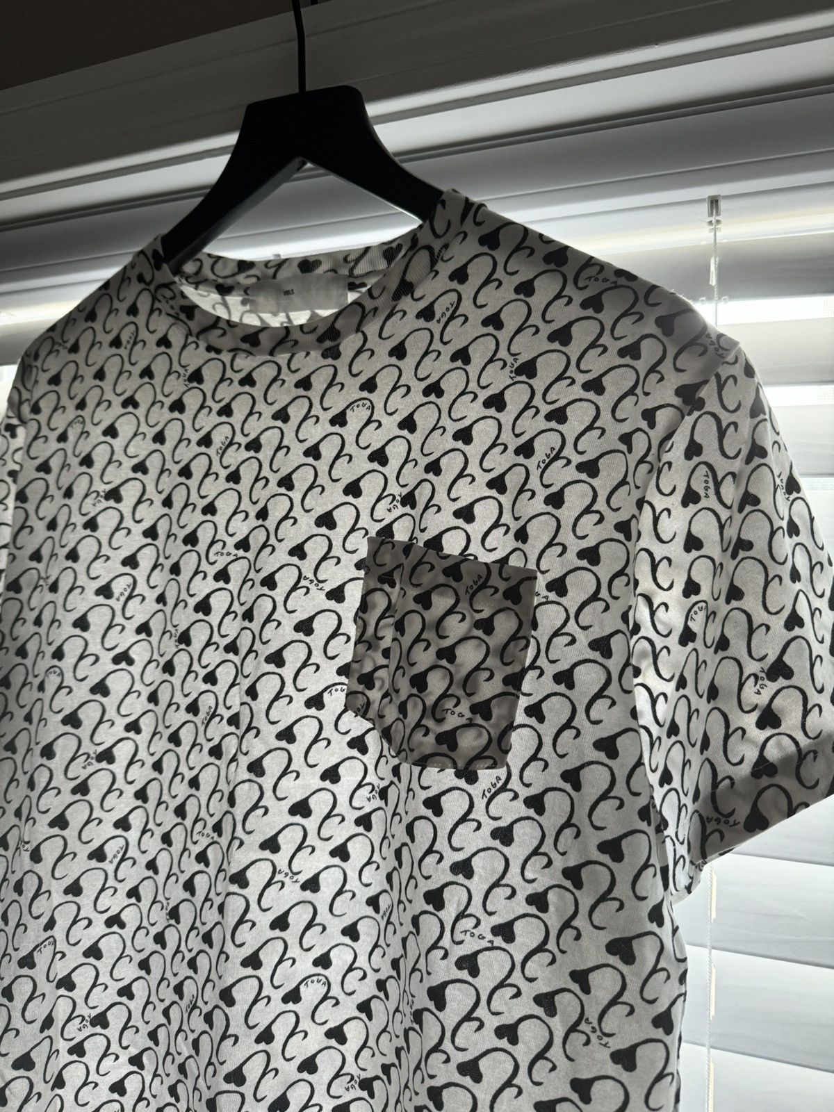 Japanese Brand × Toga Toga Virilis Heart Flower Print T-Shirt Size US M / EU 48-50 / 2 - 1 Thumbnail