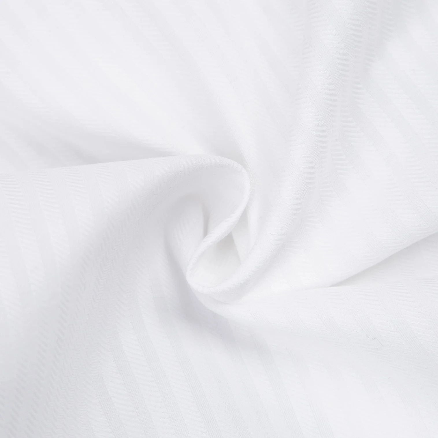 Armani Collezioni Cotton Shadow Stripe Shirt in White Size 43 Size US XXS / EU 40 - 18 Thumbnail
