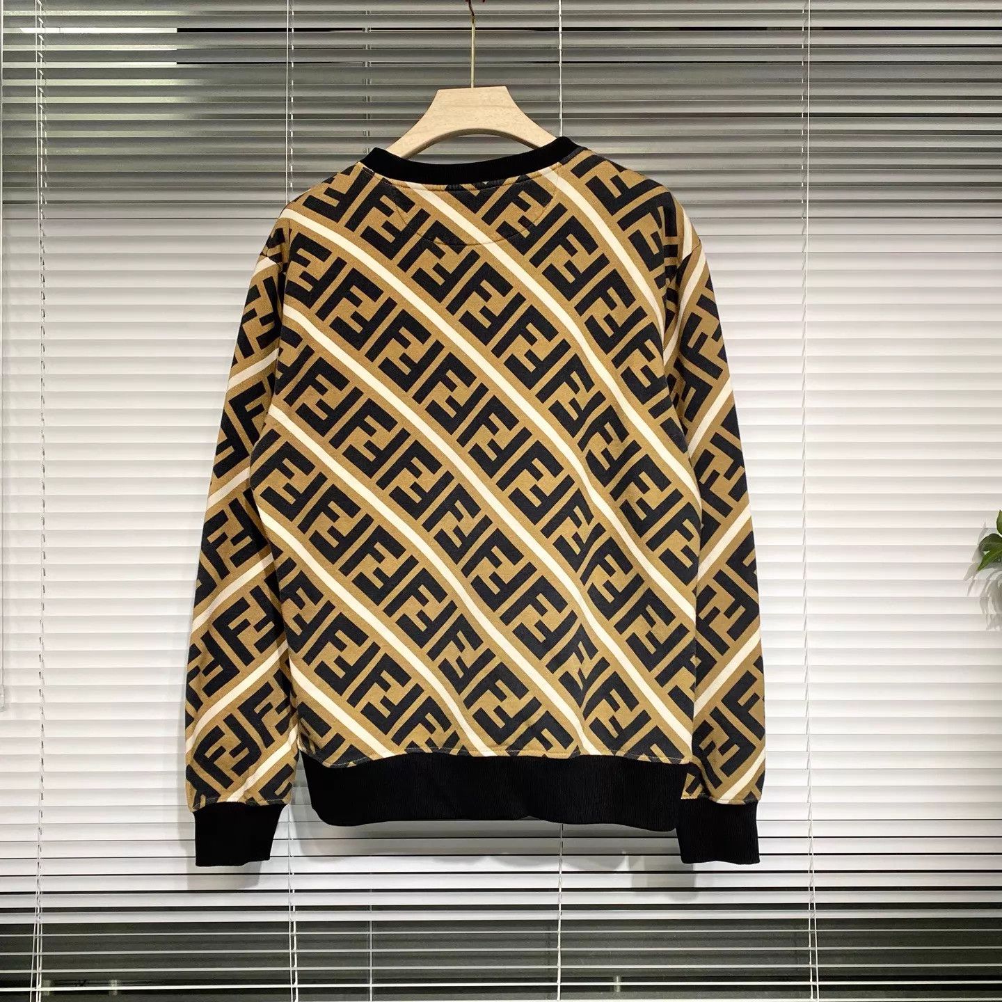 Fendi Fendi Classic FF Monogram Brown Sweatshirt XXL Size US XXL / EU 58 / 5 - 2 Thumbnail