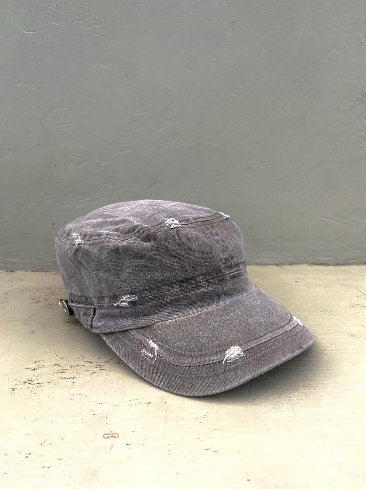 If Six Was Nine 2000s patrol hat with torn bullet ornament Size ONE SIZE - 6 Thumbnail