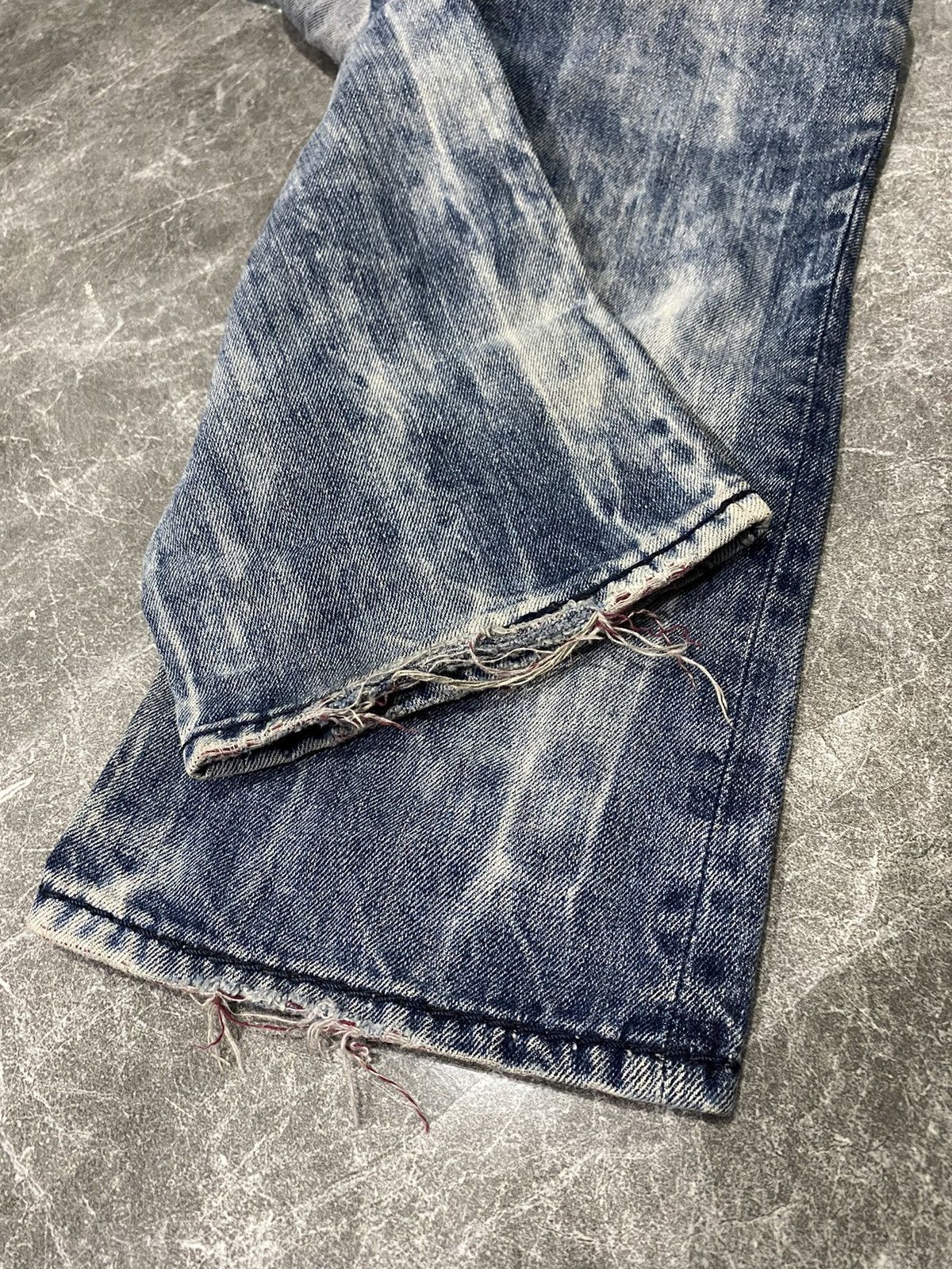 If Six Was Nine × Le Grande Bleu (L.G.B.) Buckaroo Distressed Jeans Size US 31 - 9 Thumbnail