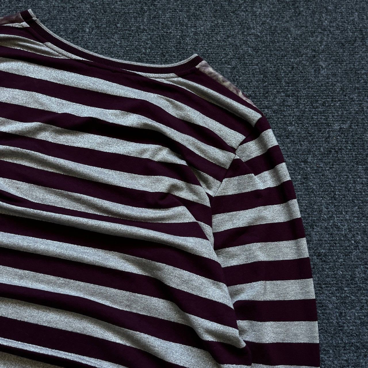 Le Grande Bleu (L.G.B.) VTG Women’s LGB Long-sleeve T-shirts Grunge Stripped 00s USA Size L / US 10 / IT 46 - 13 Thumbnail