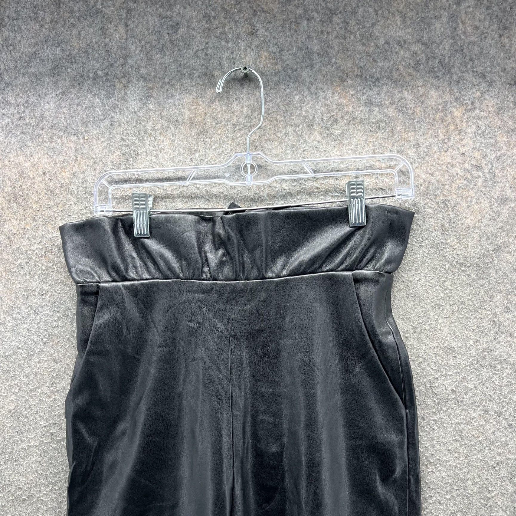 ALEXIS VINTAGE Alexis Pants Womens XS Black Leather High Waist Paperbag Tapered Leg Dressy Size 26" / US 2 / IT 38 - 6 Thumbnail