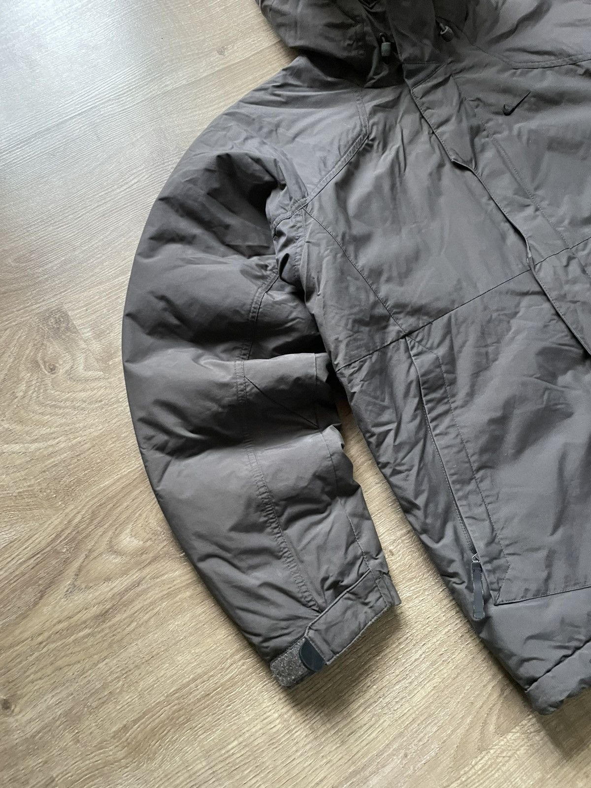 Nike Vintage Nike Swoosh Logo Hooded Puffer Jacket 00s Y2K Size US S / EU 44-46 / 1 - 5 Thumbnail