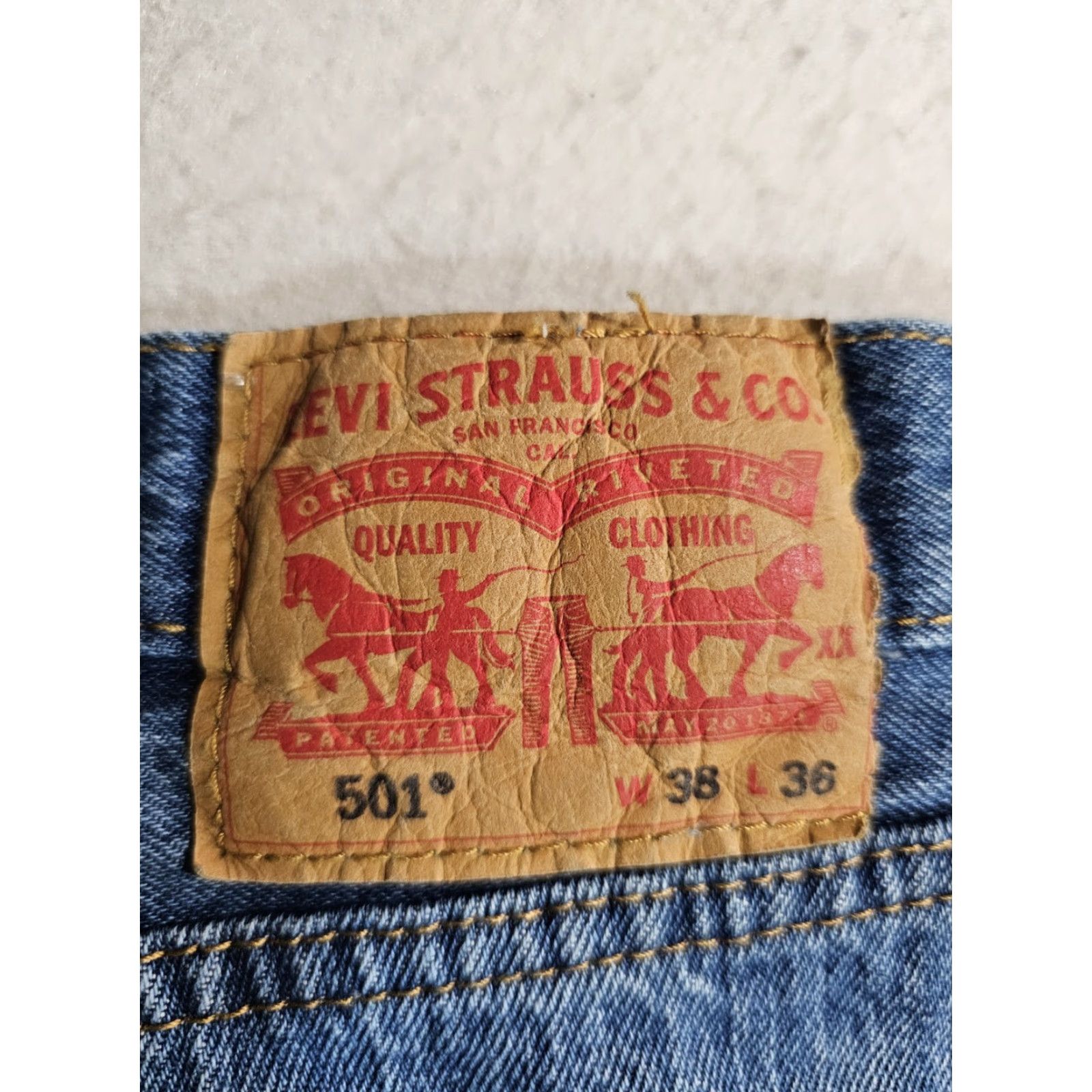 Levi's VINTAGE Levi's 501 XX Jeans Mens 38x36 Blue Light Wash Denim Distressed Cotton Y2K Size US 38 / EU 54 - 3 Thumbnail