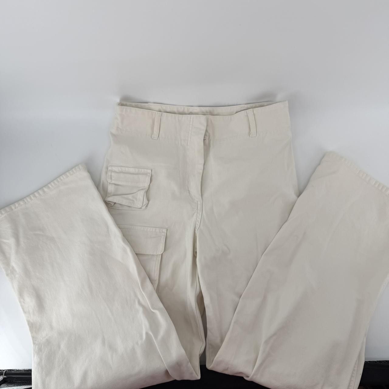 Aritzia Aritzia Wilfred Free Modern Cargo Size 28" / US 6 / IT 42 - 1 Thumbnail