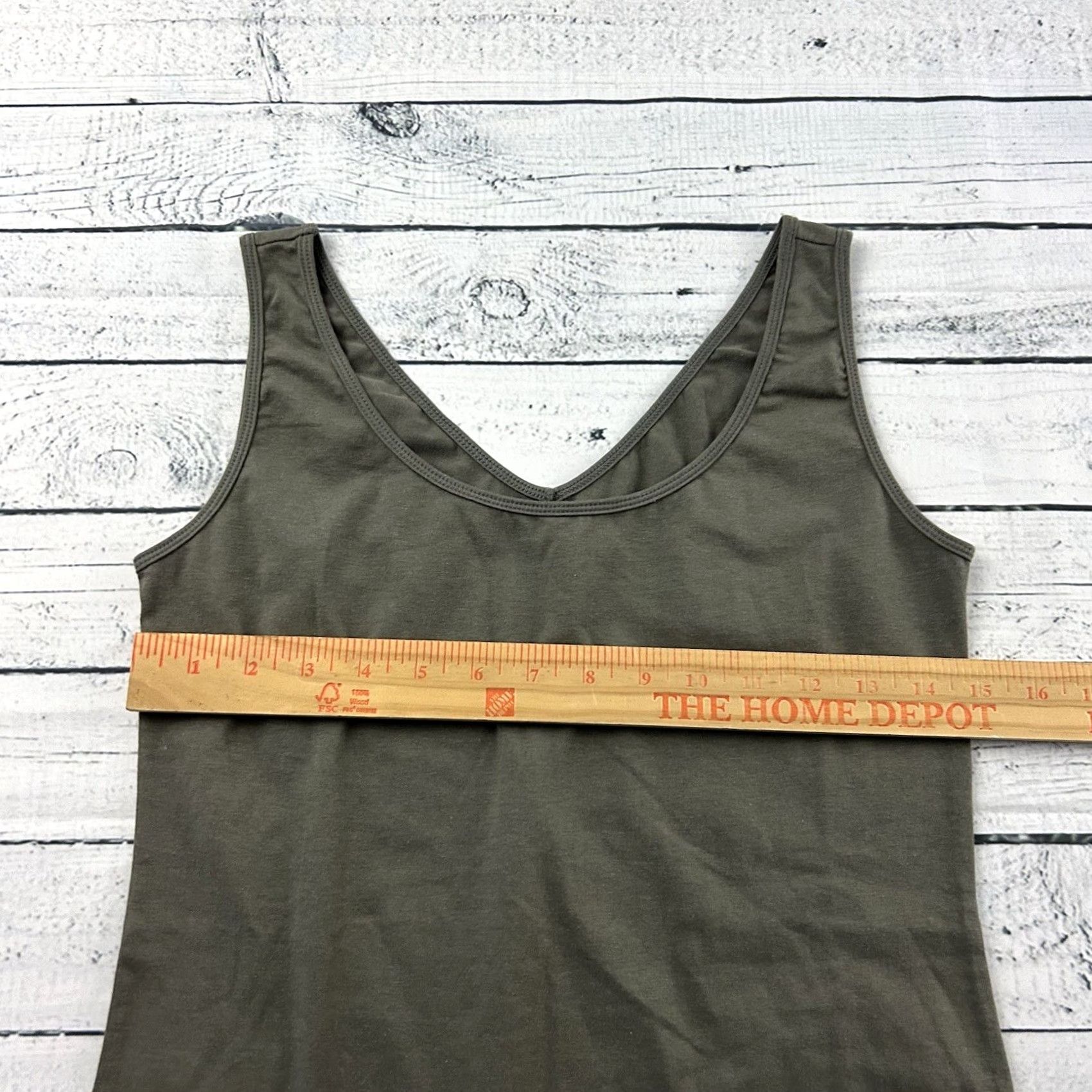 Olive Neon Buddha Sleeveless Yoga Tank Top Women's XS Olive Green Shirt Casual Size XS / US 0-2 / IT 36-38 - 3 Thumbnail