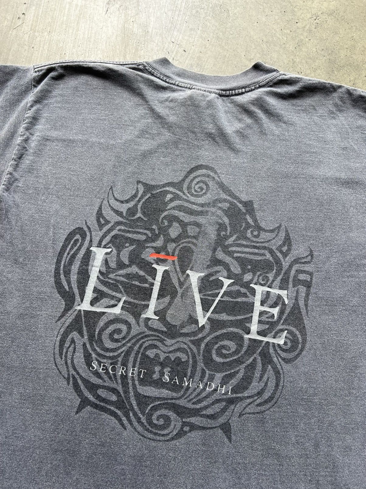 Band Tees × Brockum × Vintage VTG 1997 Live Secret Samadhi Band Tee Shirt Throwing Copper Size US L / EU 52-54 / 3 - 5 Thumbnail