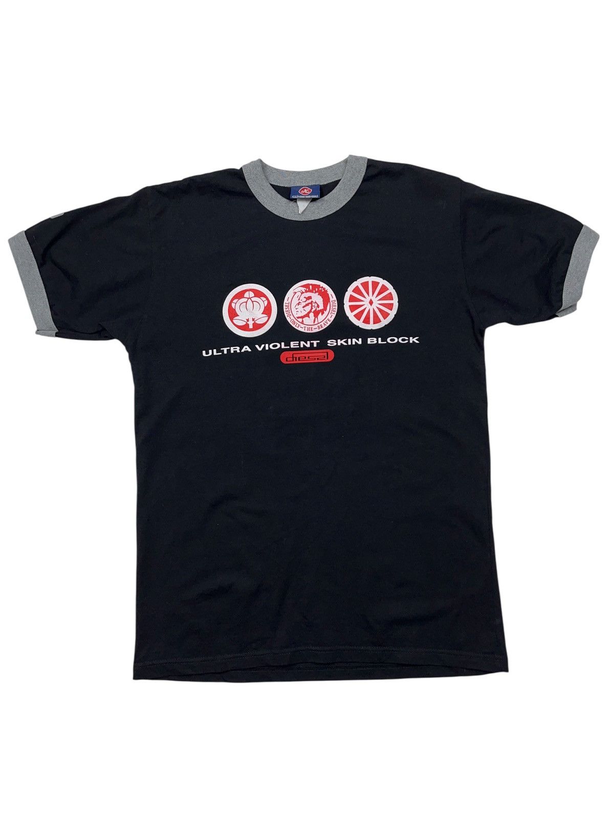 Diesel Vintage Diesel Ultra Violent Skin Block Jersey Style T-shirt Size US M / EU 48-50 / 2 - 1 Thumbnail