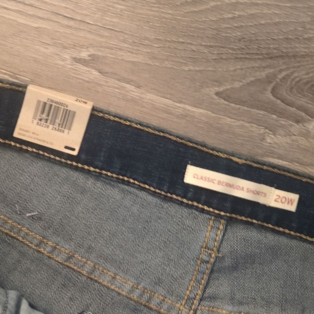 Levi's Levi's classic Bermuda shorts size 20W Size 40" / US 18 - 4 Thumbnail