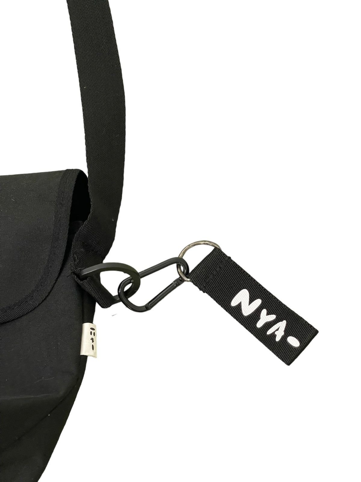 Japanese Brand Ne Net Sling Bag Nya Magazine Merchandise Size ONE SIZE - 4 Thumbnail