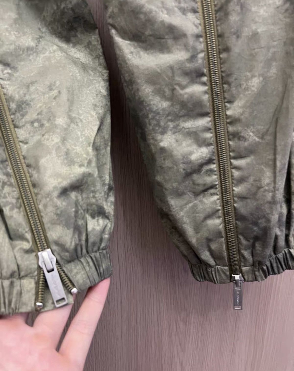 Heliot Emil HE Nylon Camouflage Reflective Drawstring Cargo Pants Size US 33 - 6 Thumbnail