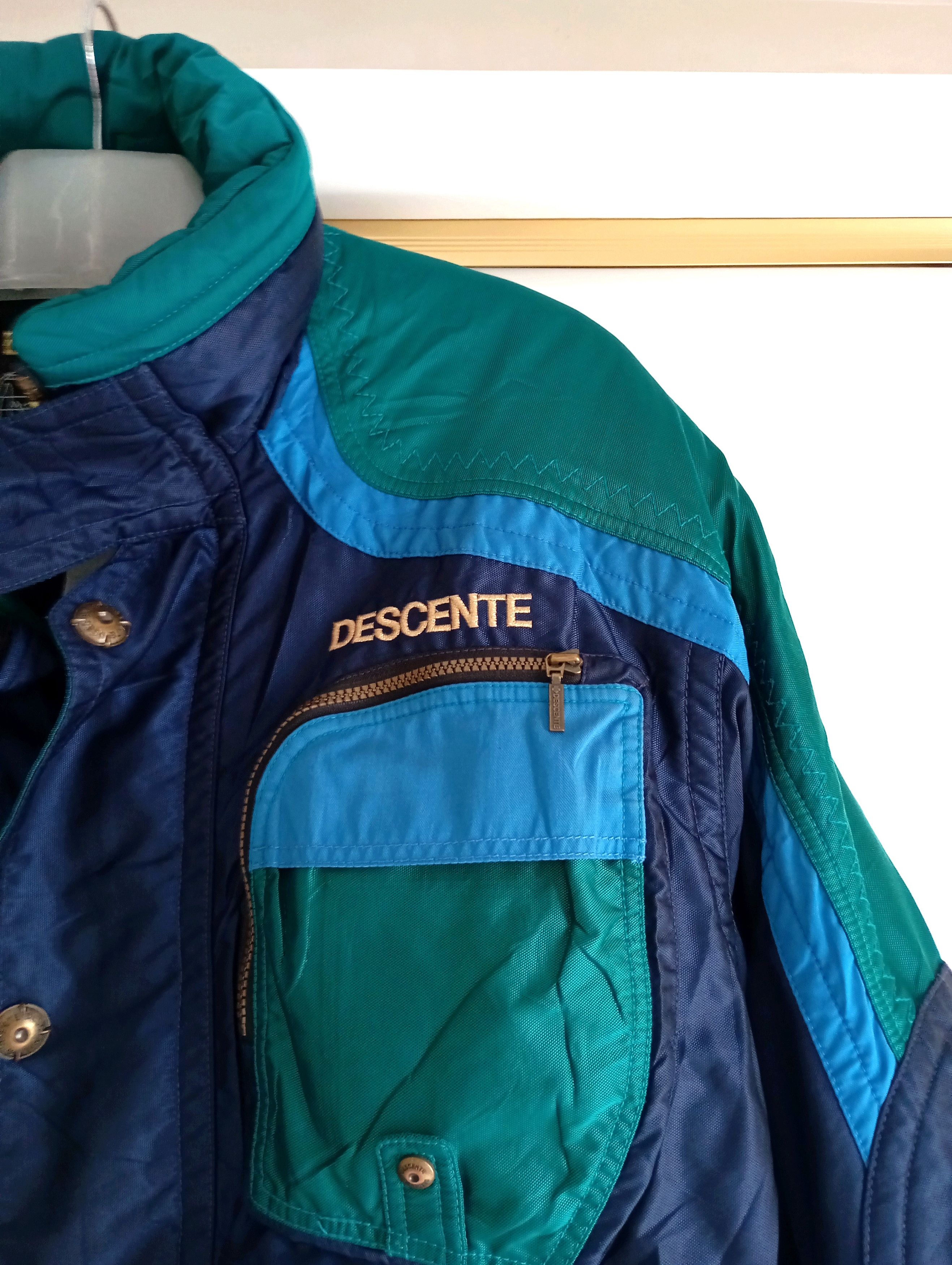 Descente Vintage Descente ski hooded jacket snowboard Size US M / EU 48-50 / 2 - 4 Thumbnail
