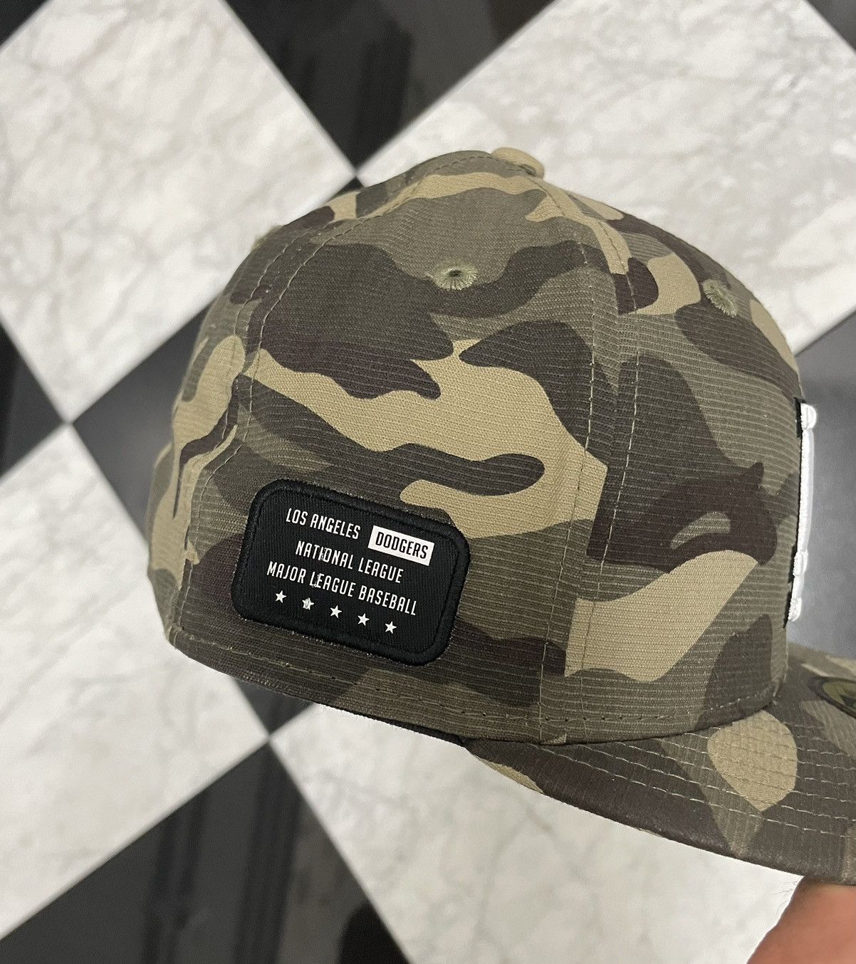 New Era 🔥 Dodgers camo fitted size 7 national league side patch Size ONE SIZE - 2 Thumbnail