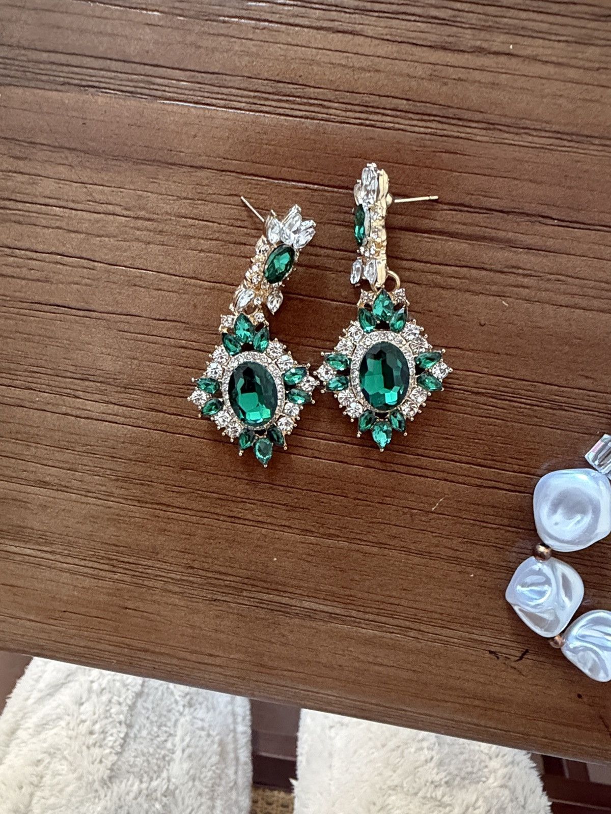 Other Green Gem earrings Size ONE SIZE - 1 Thumbnail