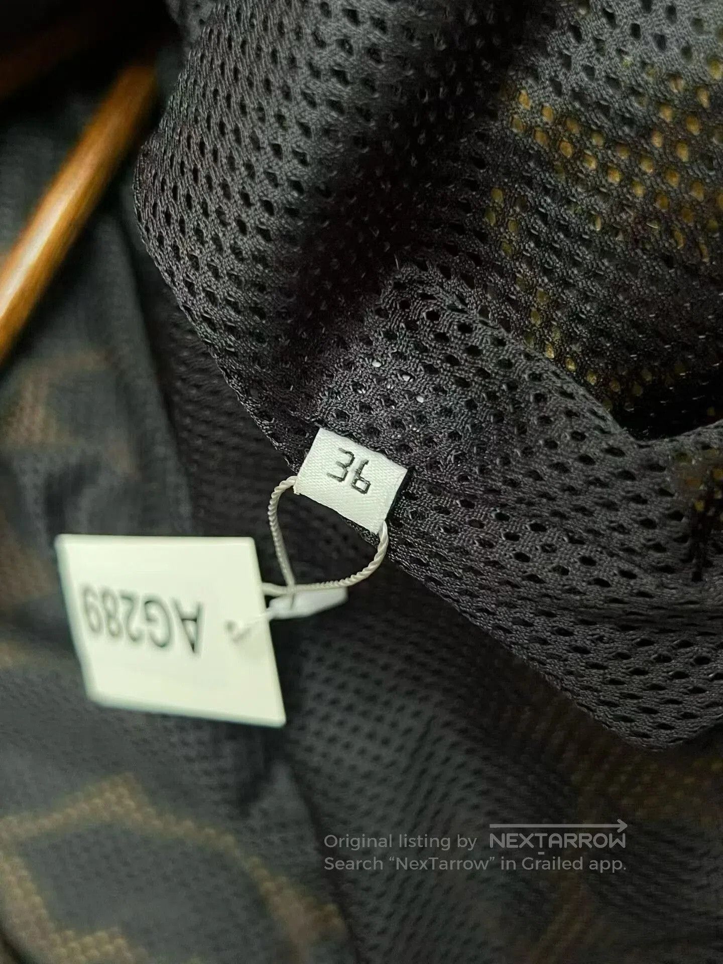 Balenciaga Balenciaga Leopard Print Fleece Jacket Size 36. Size XS / US 0-2 / IT 36-38 - 6 Thumbnail