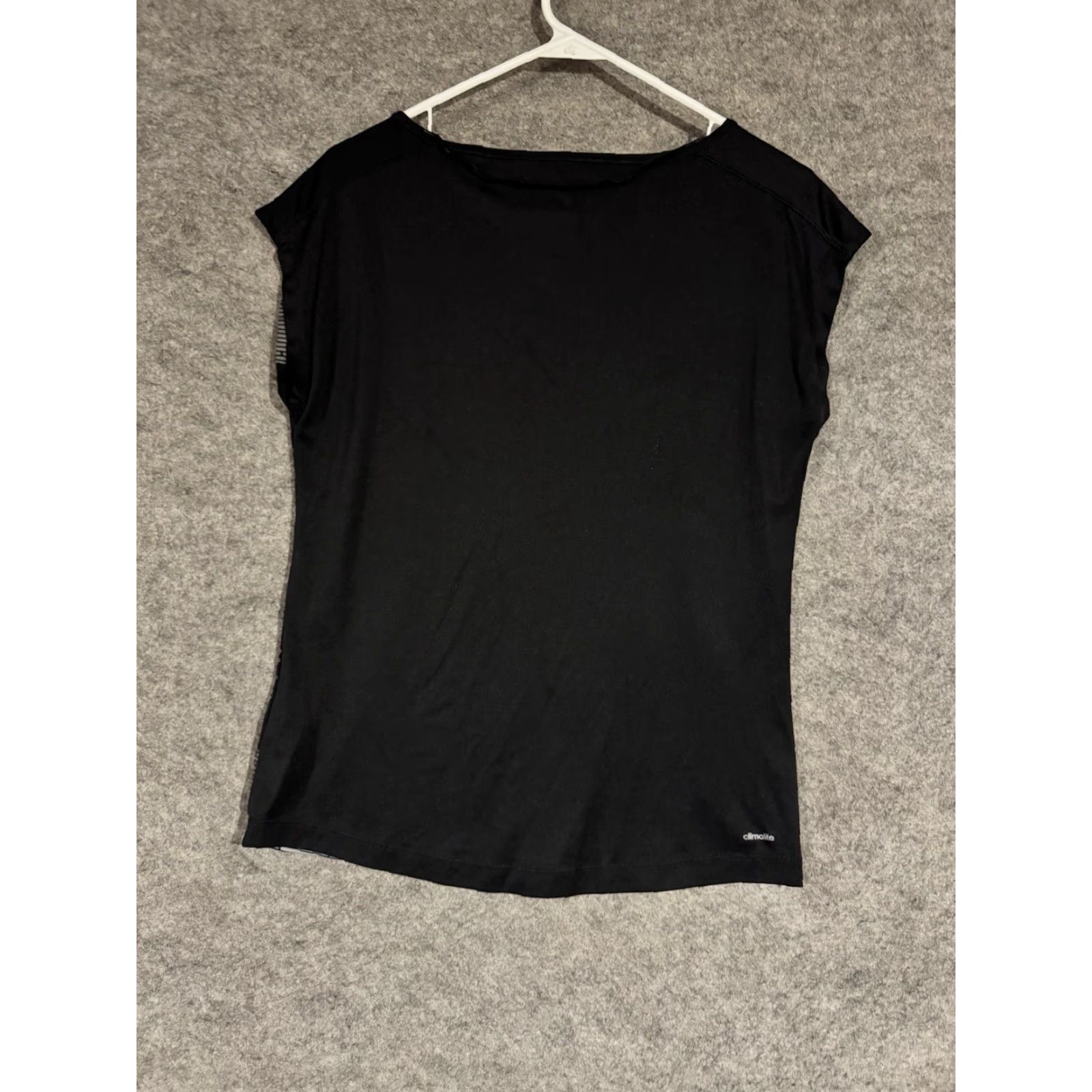 Adidas Adidas Top Womens Small Abstract Climalite T-Shirt Short Sleeve 100% Polyester Black Size S / US 4 / IT 40 - 4 Thumbnail