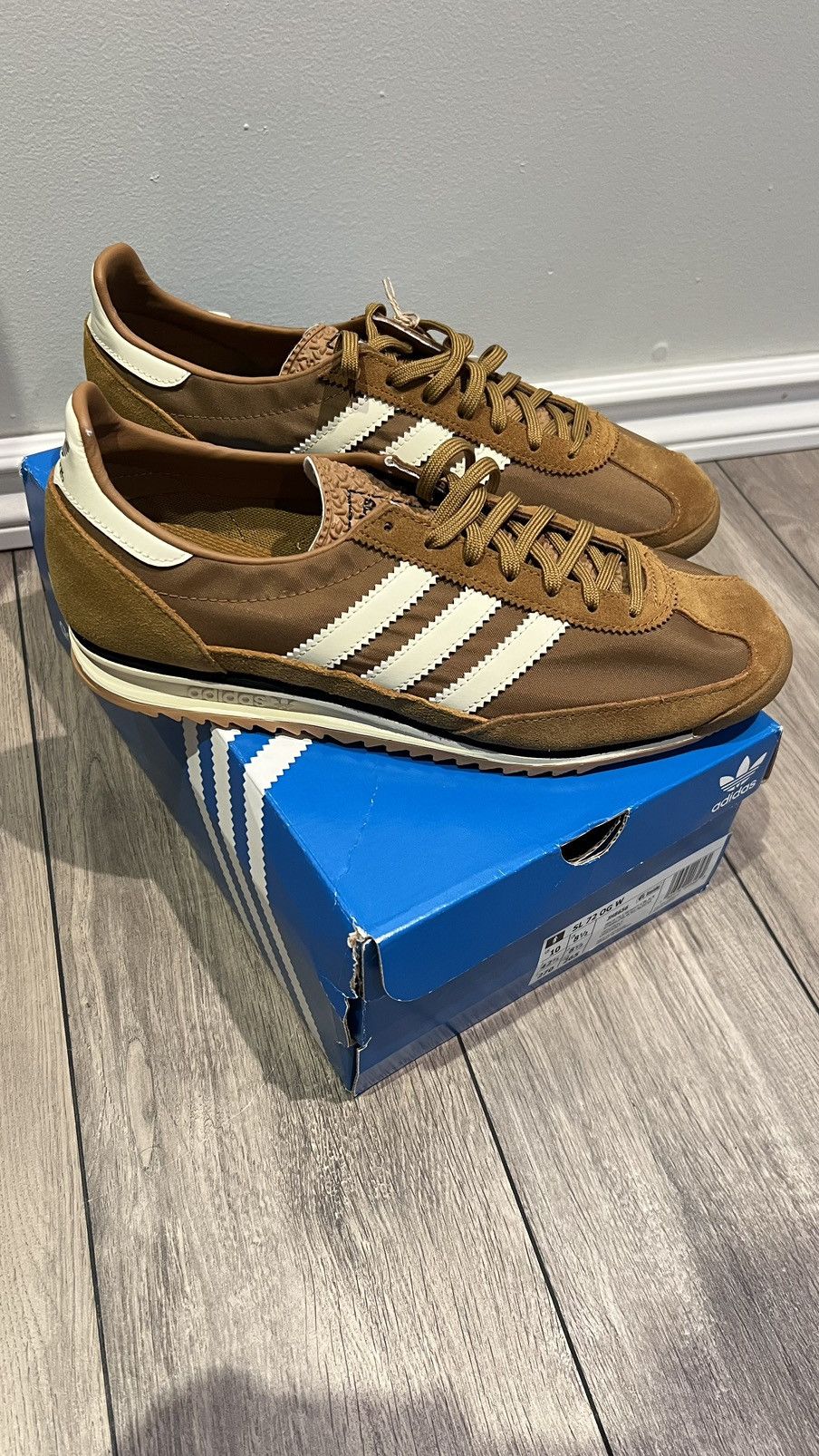 Adidas Adidas SL72 OG W Size US 9 / EU 42 - 4 Thumbnail