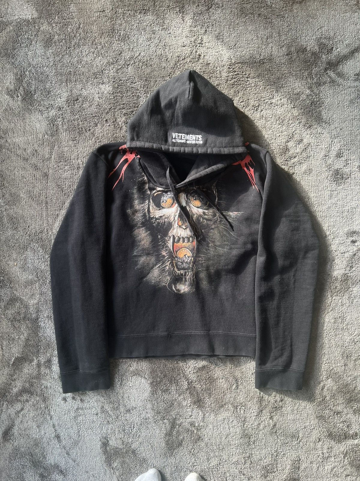 【VETEMENTS】ブラック Skull l フーディ VETEMENTS】ブラック Skull Metal フーディ