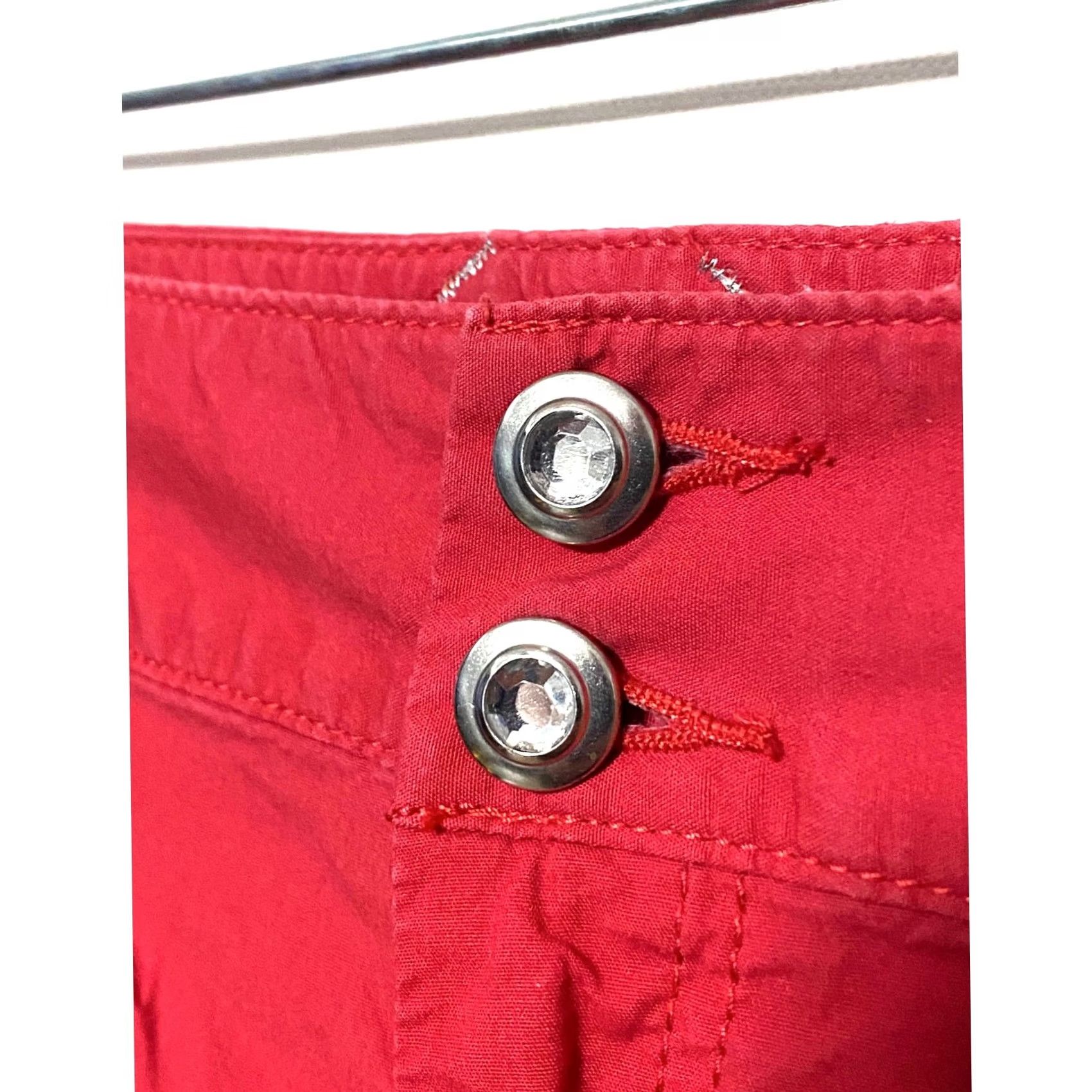 Vintage INC Red Shorts Womens 8 Curvy Fit Cuffed Zip Pocket Summer Glam Vacation Stretch Size 24" / US 00 / IT 34 - 2 Thumbnail