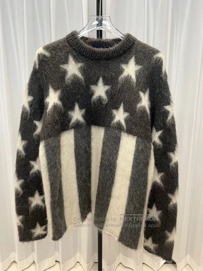 Louis Vuitton Louis Vuitton Star Pattern Mohair Sweater. Size US L / EU 52-54 / 3 - 1 Thumbnail