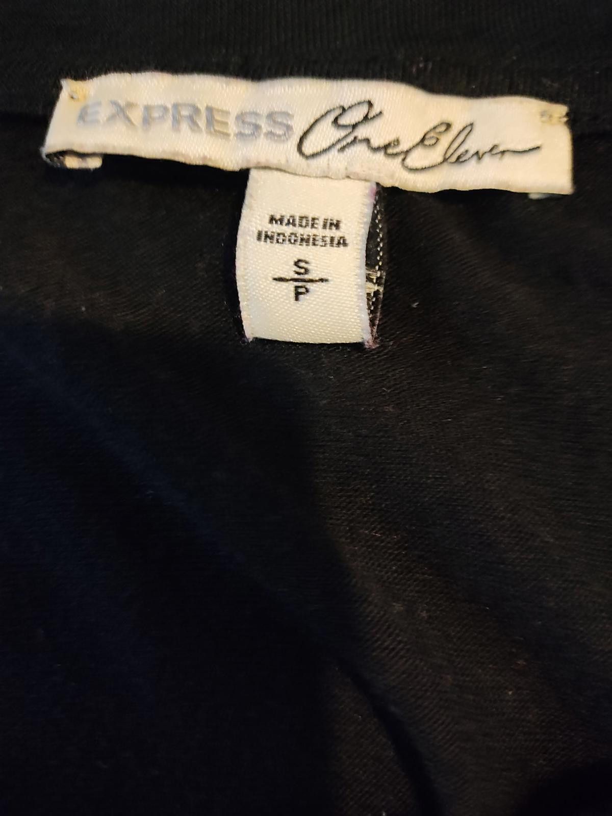 Express Express Basic Black Short Sleeve T-Shirt for Women Size S / US 4 / IT 40 - 7 Thumbnail