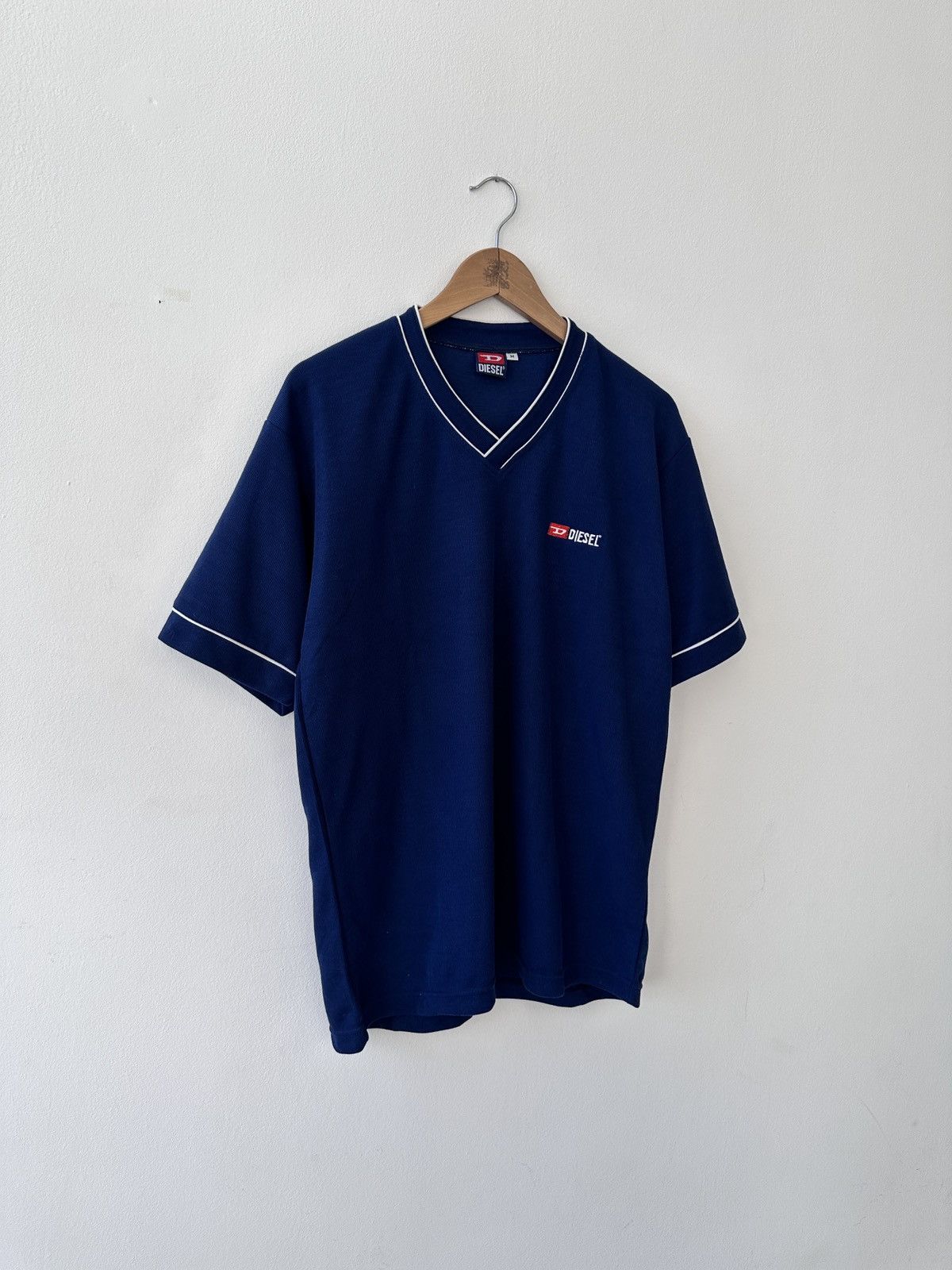 Diesel Vtg 90s DIESEL T-Shirt V-Neck White Piping Embroidered Logo Size US M / EU 48-50 / 2 - 2 Thumbnail