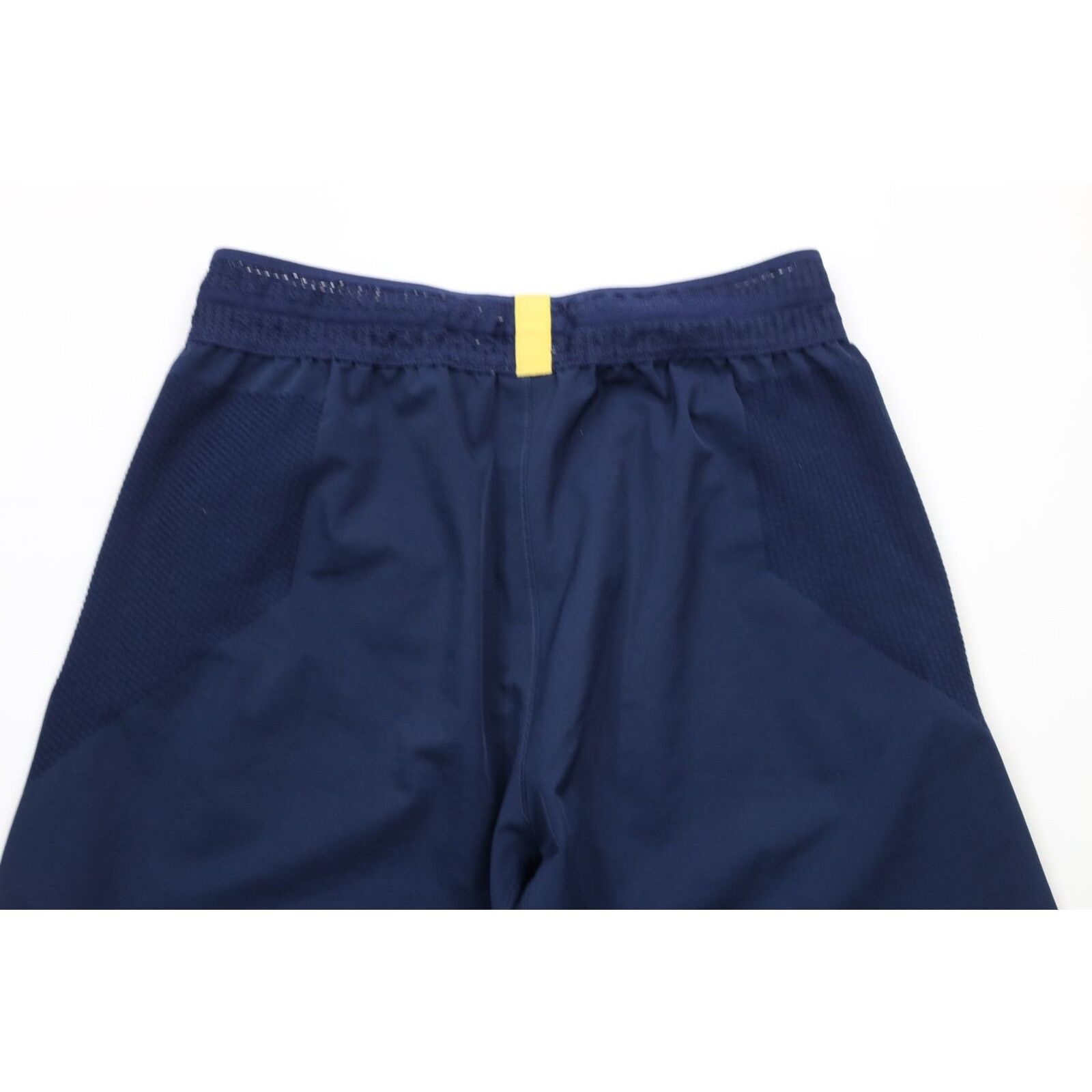 Jordan Brand × Nike Nike Air Jordan Spell Out University of Michigan Tech Shorts Size US 32 / EU 48 - 10 Thumbnail
