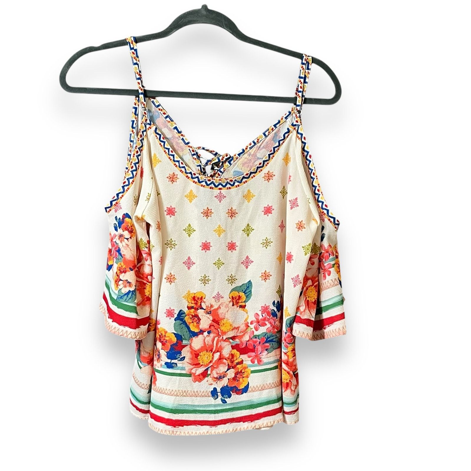 Other Flying Tomato boho summer floral cold shoulder cutouts top Size M / US 6-8 / IT 42-44 - 4 Thumbnail