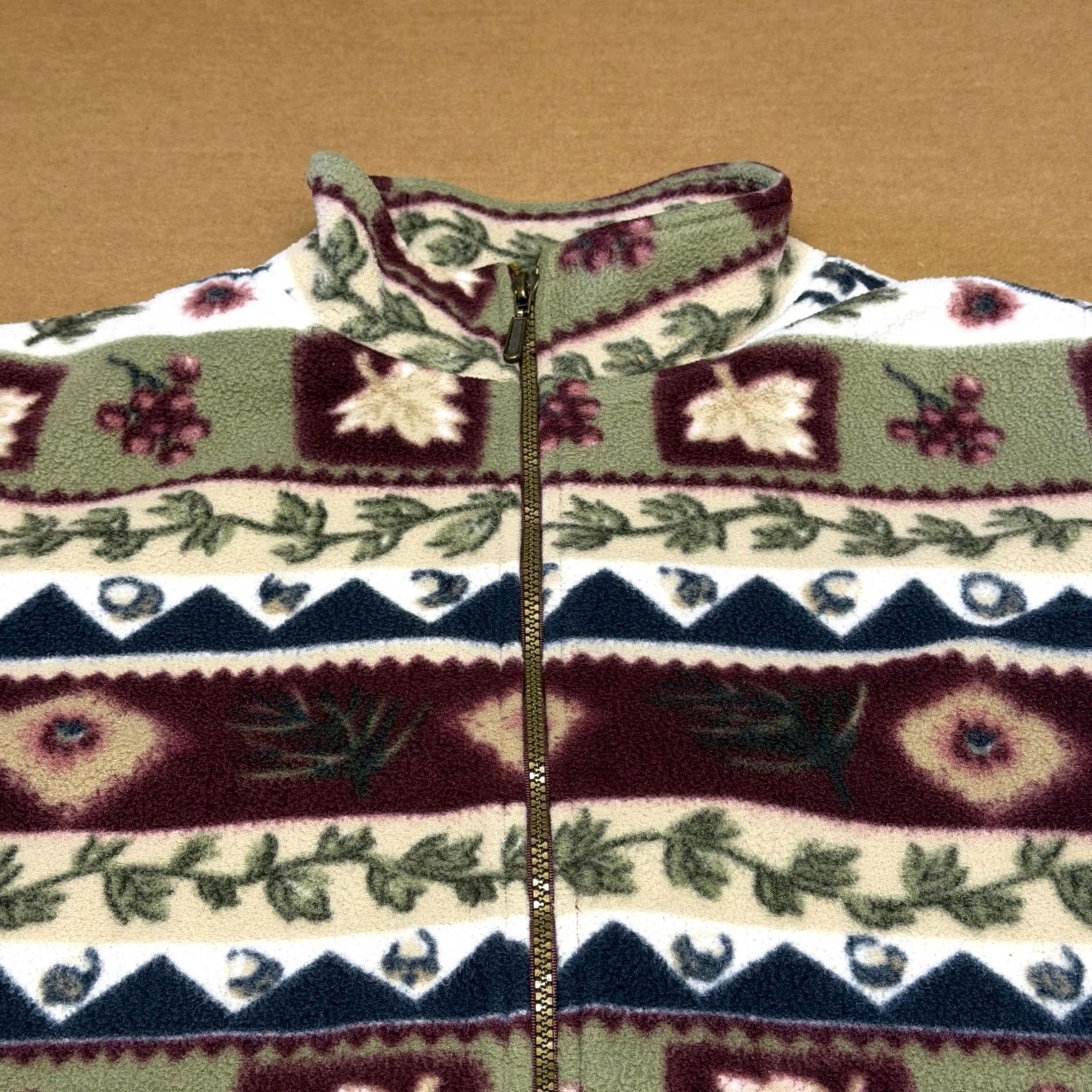 Vintage VINTAGE Alfred Dunner Jacket Womens Petite Medium Floral Fleece Hong Kong 90s Size M / US 6-8 / IT 42-44 - 2 Thumbnail