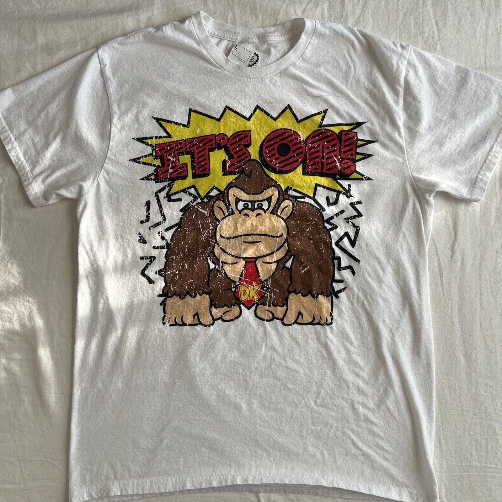 Nintendo It's On! Donkey Kong Super Mario Nintendo Retro T Shirt L Size US L / EU 52-54 / 3 - 1 Thumbnail