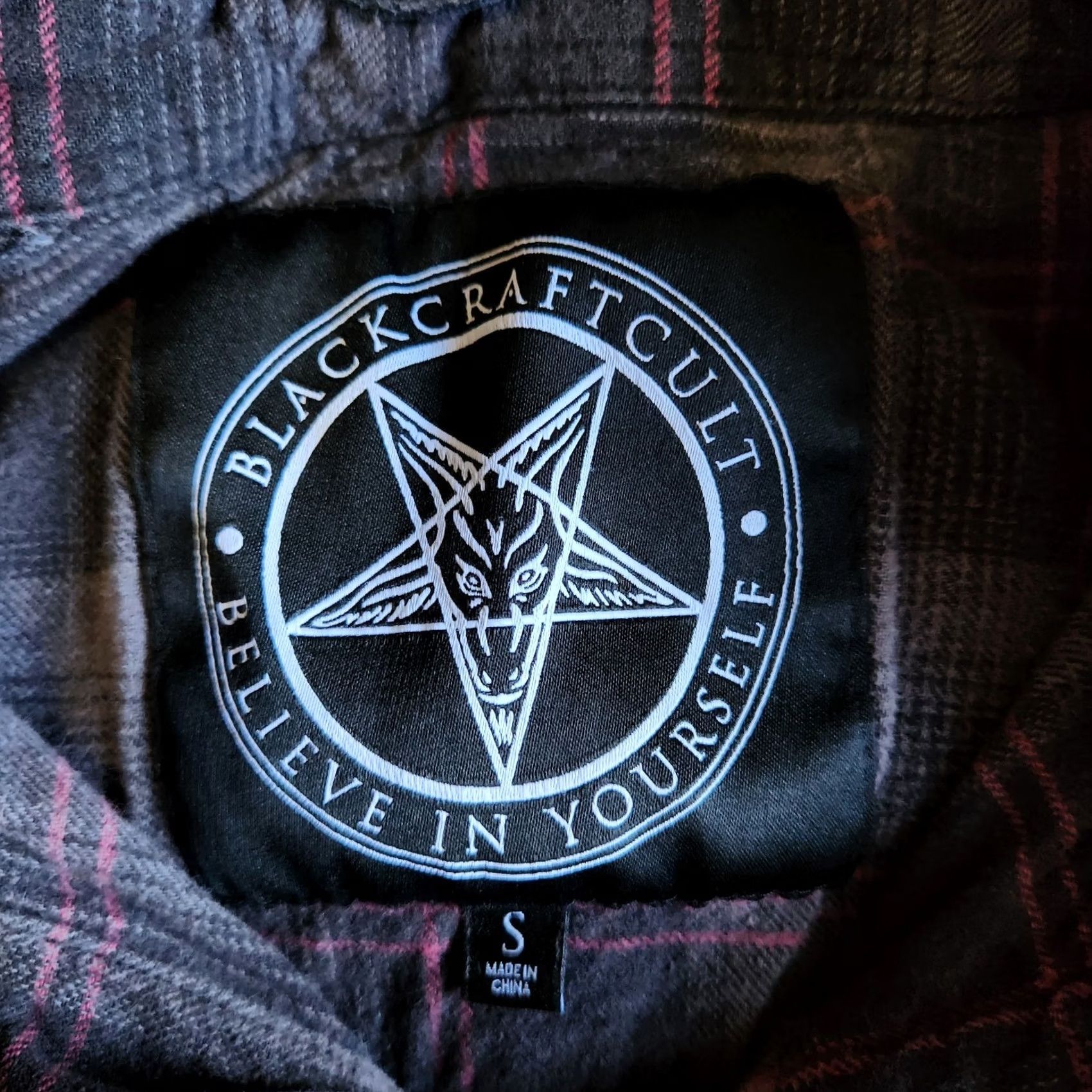 Vintage BlackCraft Cult Hooded Button Shirt S Red Grey Black Plaid Gothic Grunge Mens Size US S / EU 44-46 / 1 - 5 Thumbnail