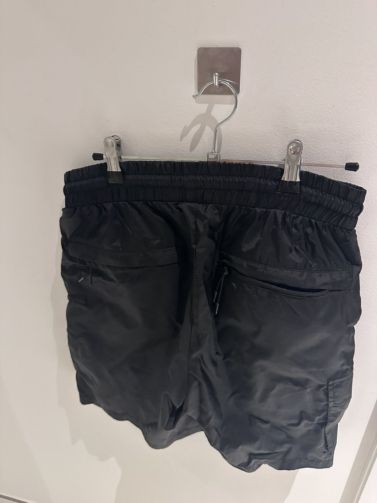 No Maintenance No Maintenance Nylon shorts (L) Size US 32 / EU 48 - 3 Thumbnail