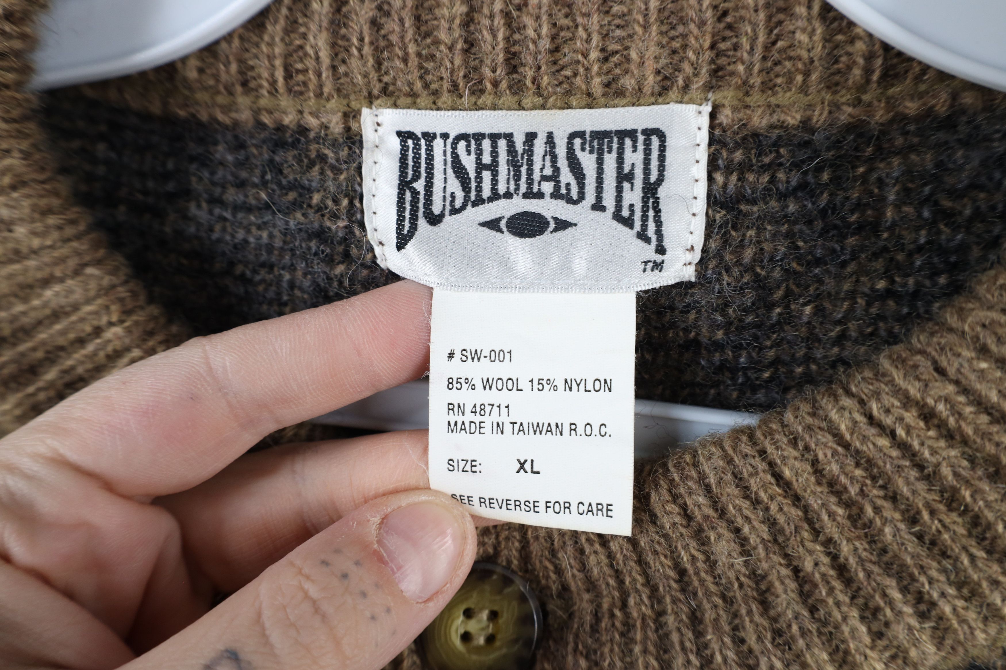 Vintage 80s 90s Streetwear Knit Camouflage Henley Sweater