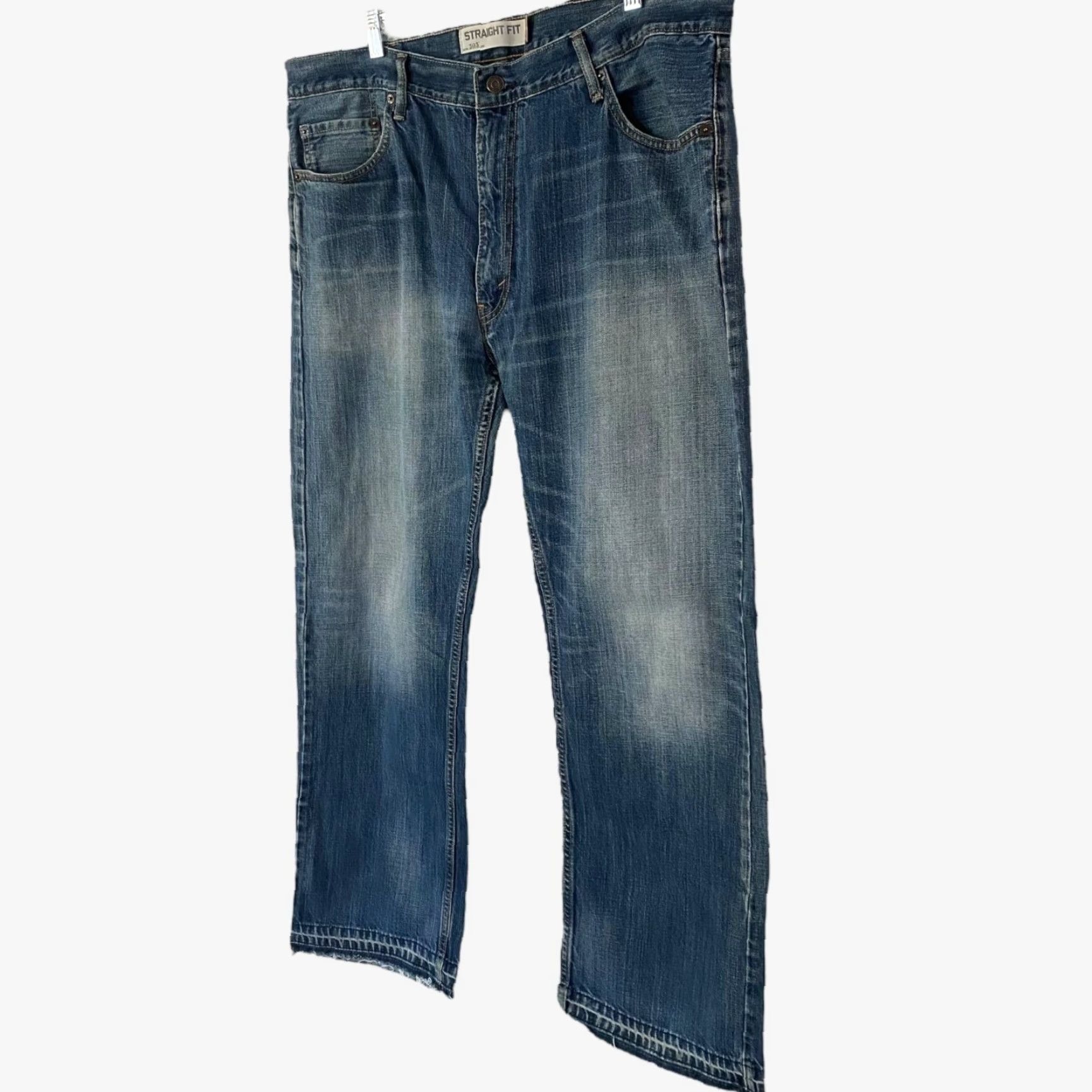 Levi's VINTAGE Levi's 505 Straight Jeans Mens 40X30 Denim Blue Cotton 5-Pocket Style Straight Mens Size US 40 / EU 56 - 2 Thumbnail
