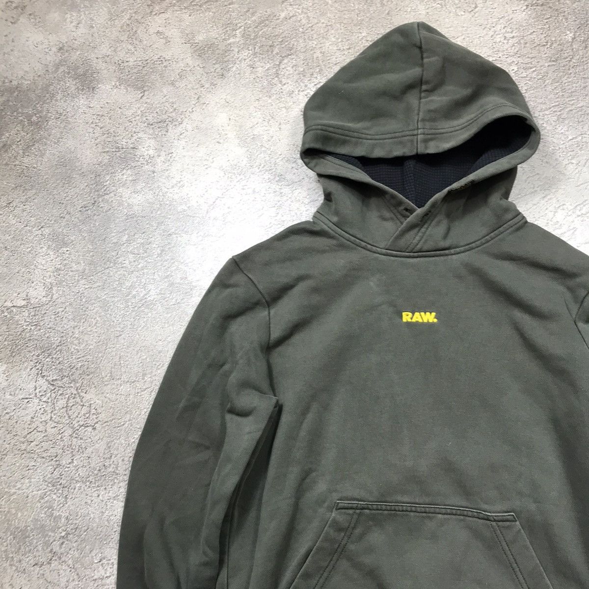 Vintage Vintage Y2K Art Of Raw Graphic Hoodie Streetwear Baggy S Size US S / EU 44-46 / 1 - 4 Thumbnail
