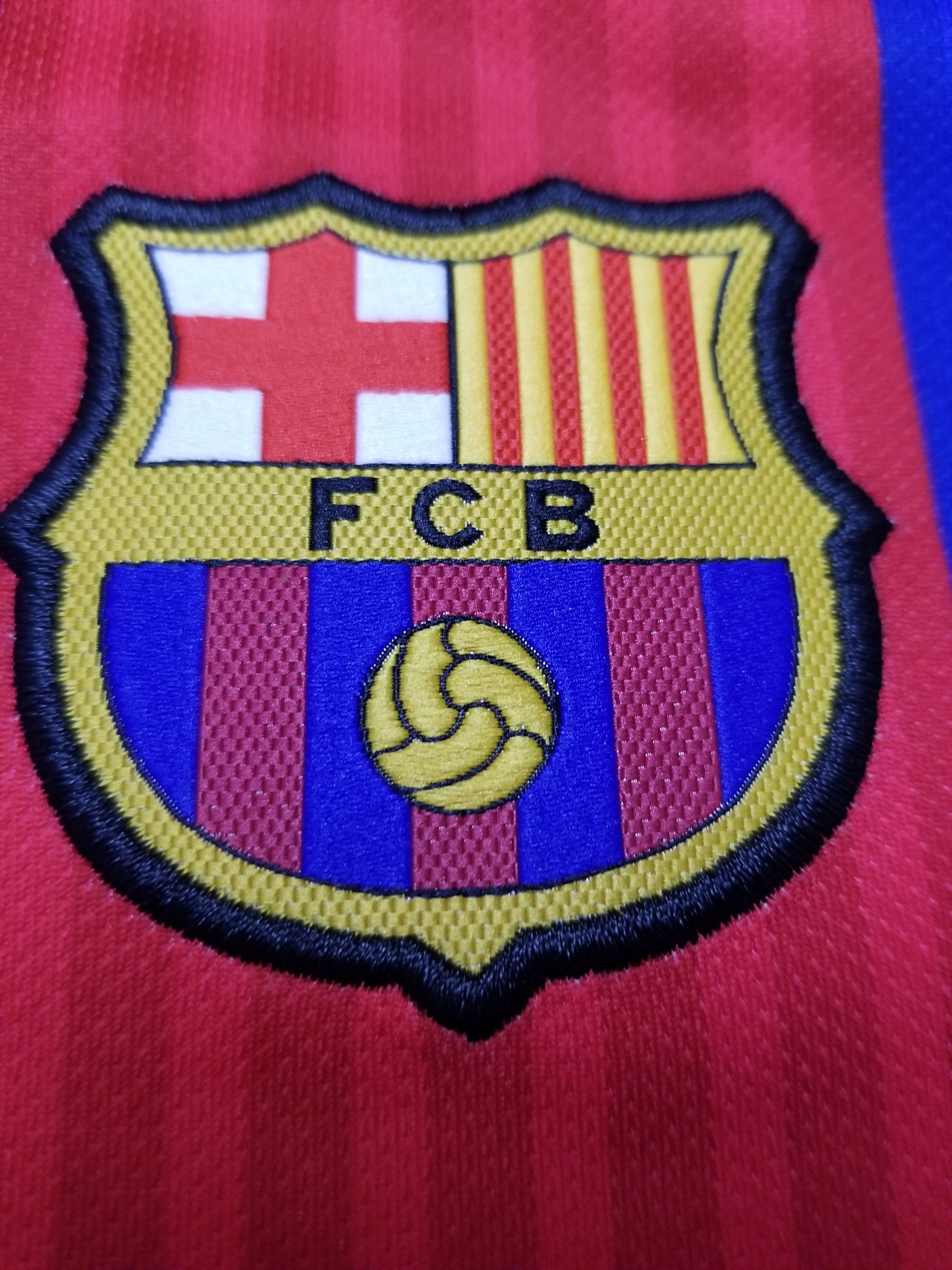 Nike FC BARCELONA 2016 HOME FOOTBALL SHIRT Jersey Size US XS / EU 42 / 0 - 6 Thumbnail