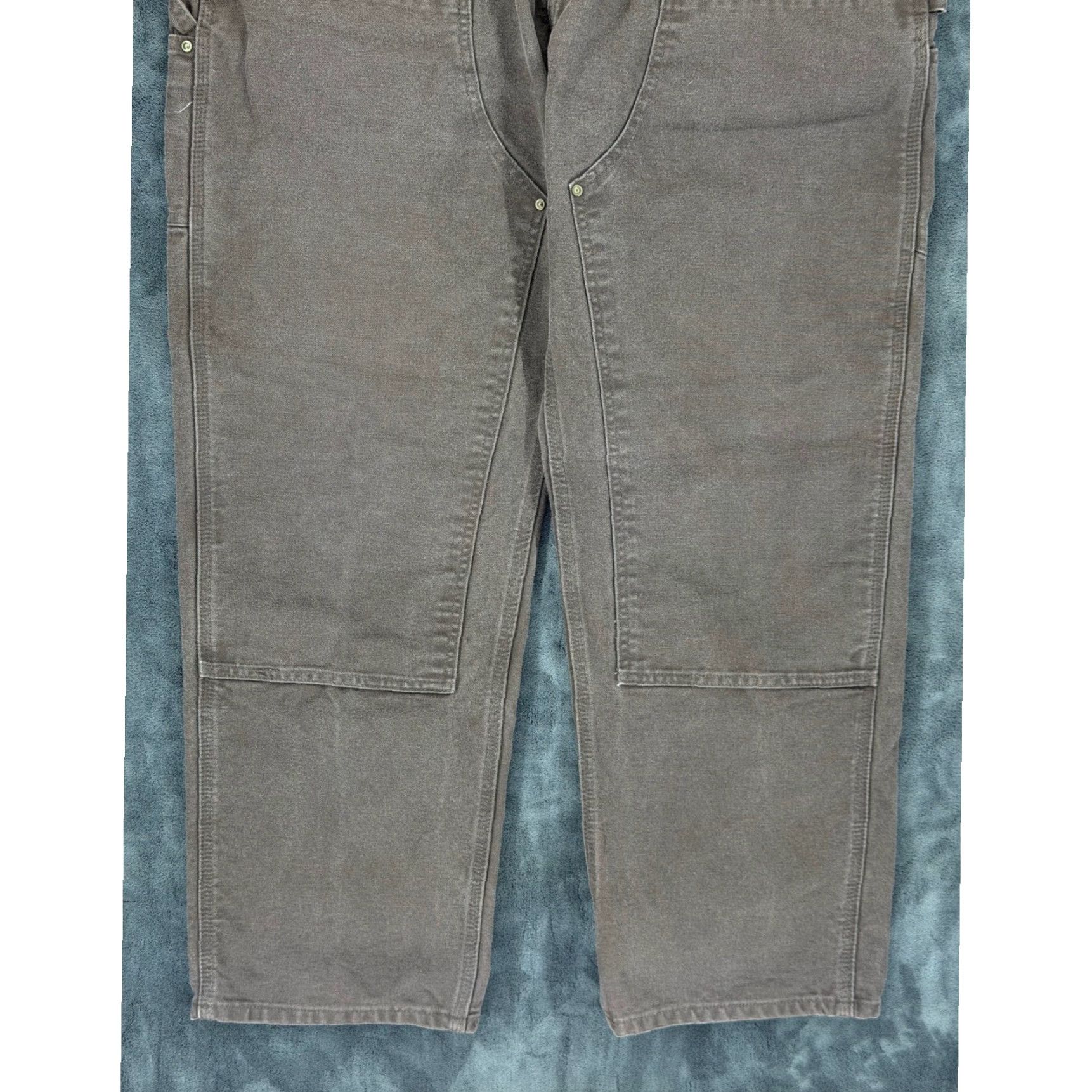 Carhartt VINTAGE? No — Carhartt B136 DKB Double Front Work Pants Dark Brown Dungaree Fit Mens 40x32 Size US 40 / EU 56 - 4 Thumbnail