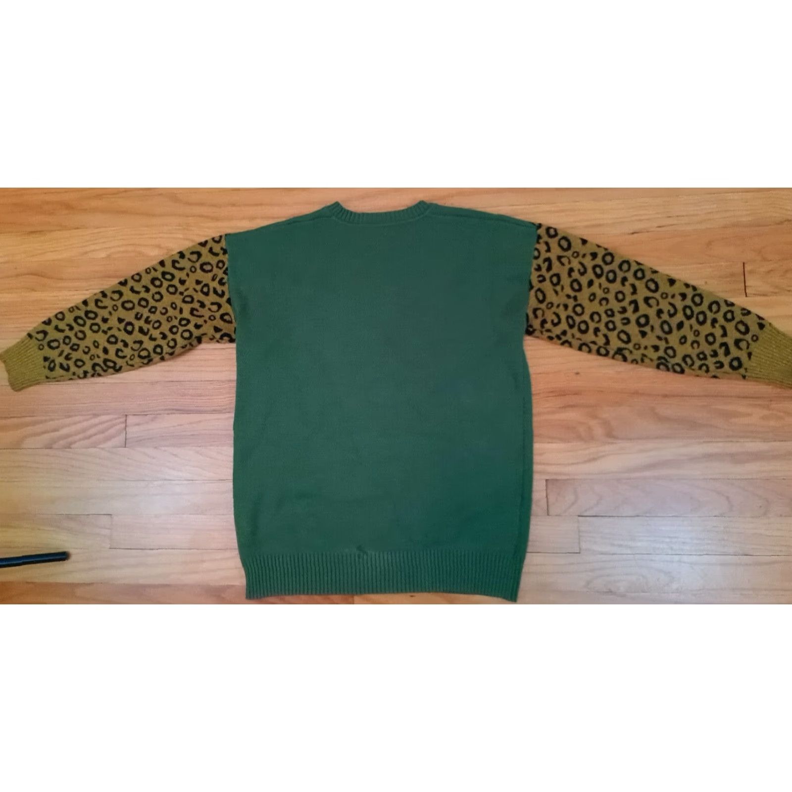 Vintage Leopard Head Sleeves Woman Small Knit Sweater Green Crew Neck Long Sleeve Pullover Knit Cotton Polyester Size S / US 4 / IT 40 - 6 Thumbnail