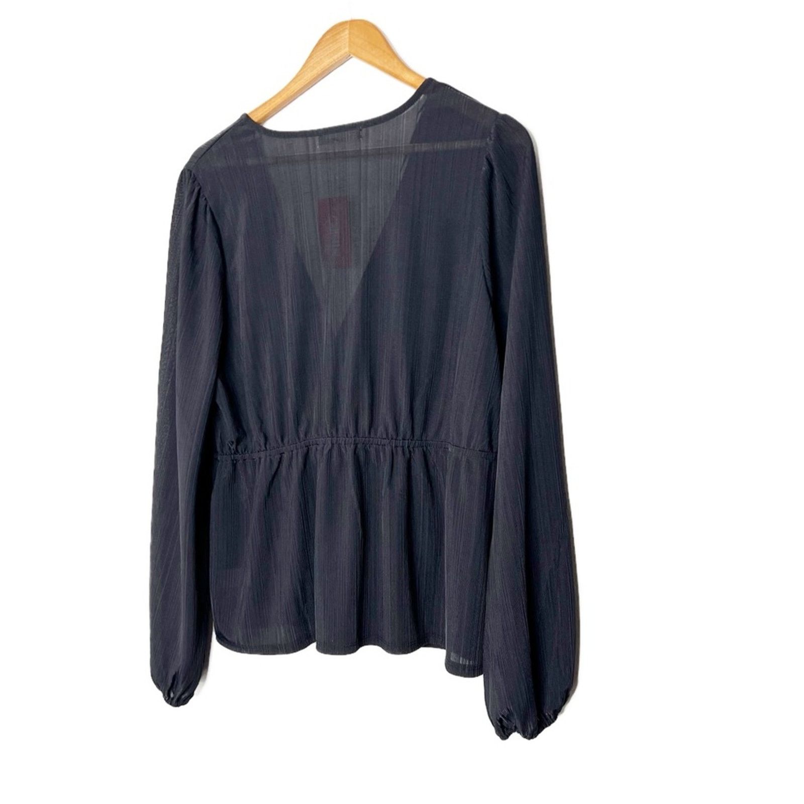 Kohl's New with tag Intempo Women’s Satin Wrap Style Blouse Size XL / US 12-14 / IT 48-50 - 10 Thumbnail